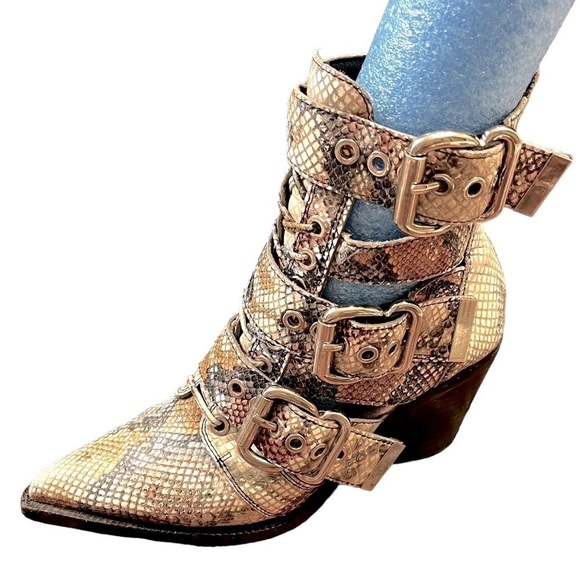 Jeffrey Campbell Cacares Snakeskin Ankle Boots 3 Buckles Moto Chunk Heel SZ 6.5 - Picture 4 of 15
